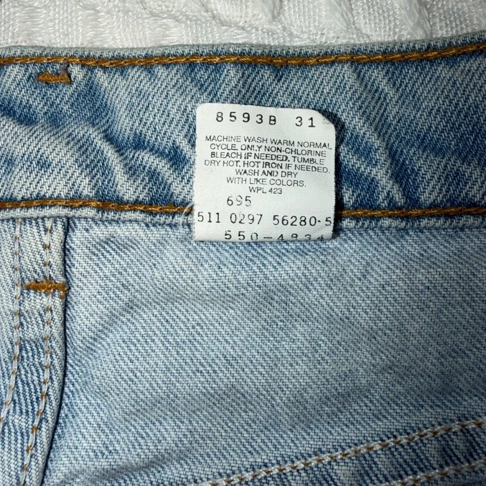 VTG 90s Levis 550 Relaxed Fit Distressed Jeans Mens 34x36 Light Wash Made in USA